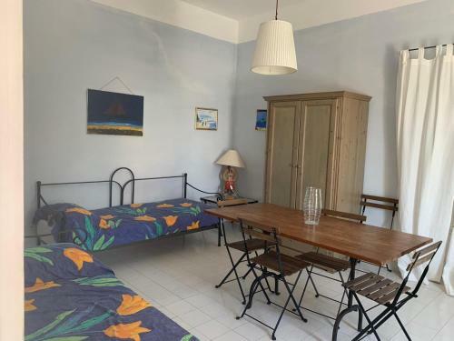 Casa Rosa E Casa Stella - Panarea Centro