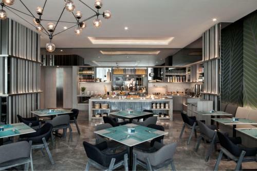 Three Bedroom Apartment, Fraser Place Setiabudi Jakarta