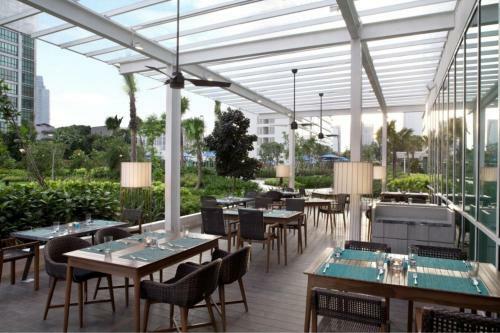 Three Bedroom Apartment, Fraser Place Setiabudi Jakarta