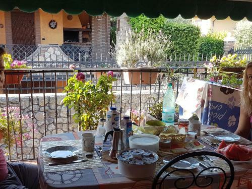 Apartamento Doni Del Garda B&B