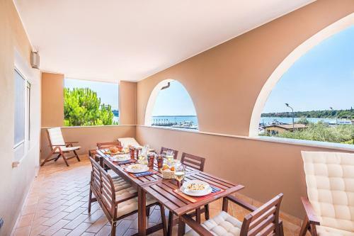 La Cascata Apartments With Pool By Wonderful Italy