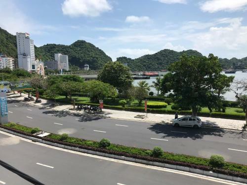 Hostal Nam Ph??ng Hotel - ??o C�t B�