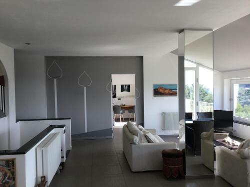Villa Shambhala