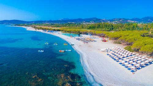 Hotel Agrustos Club