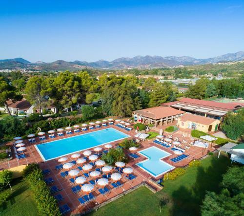 Hotel Agrustos Club