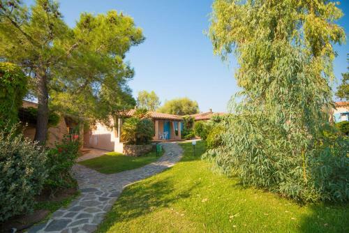 Hotel Agrustos Club
