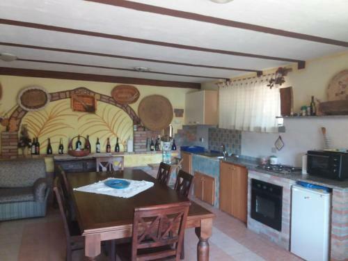 Apartamento Tavernetta Con Giardino