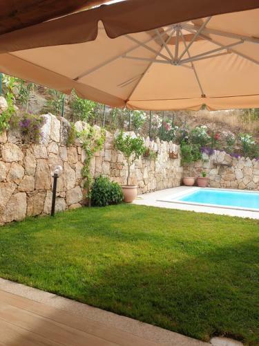 Apartamento Villa Con Piscina Privata