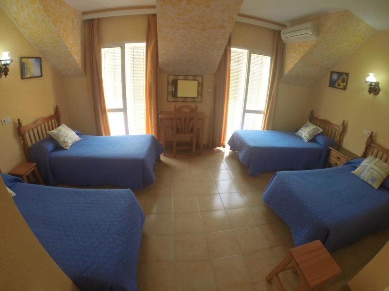 Hostal Cuevas