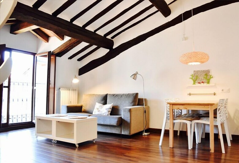 Apartamentos Tur�sticos Rincones Del Vino