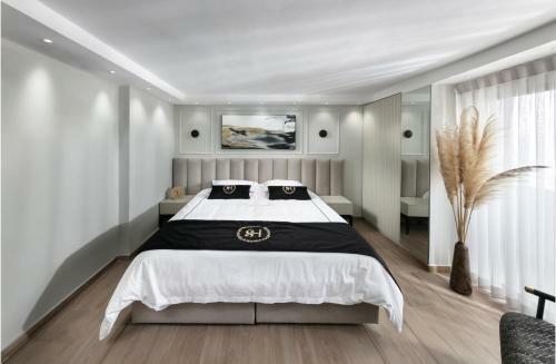 Ancient Gate Boutique Hotel