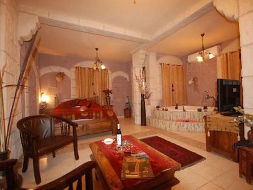 Lodge Michal's Suites