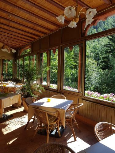 Posada Gasthof Neuratheis