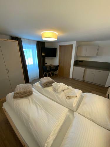 Dorfblick Appartements & Rooms