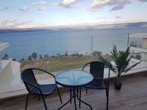 King David Breathtaking Lake View 4bdr Penthouse