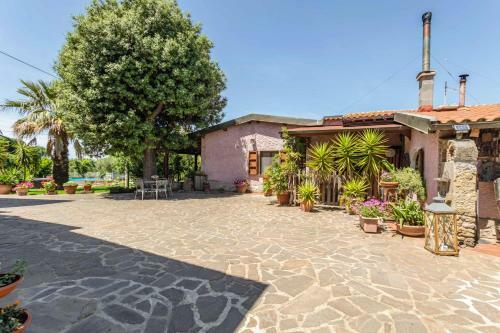 Hostly - Country House Donoratico - 2br 2ba 2k