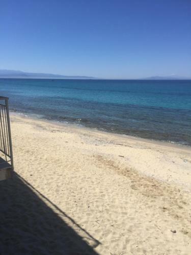 Beach Apt 1