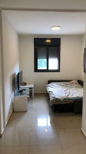 29 Efraim Street Apartment
