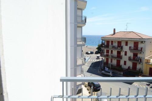 Apartamento Fondachello Beach House 2