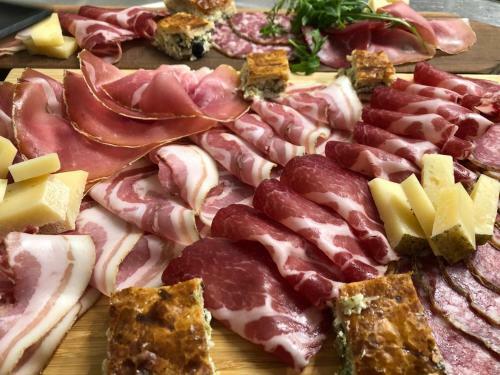 Apartamento Osteria Al Cantonaccio Con Alloggio