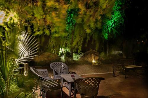 Hostal Jardines De Casablanca