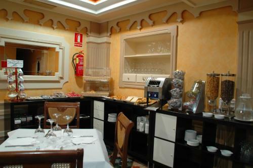 Hotel Zaravencia
