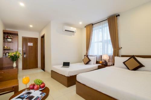 Golden Light Hotel