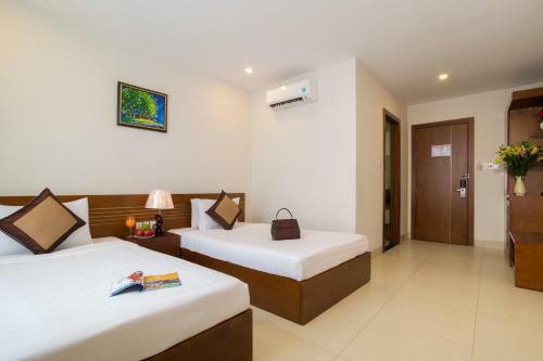 Golden Light Hotel