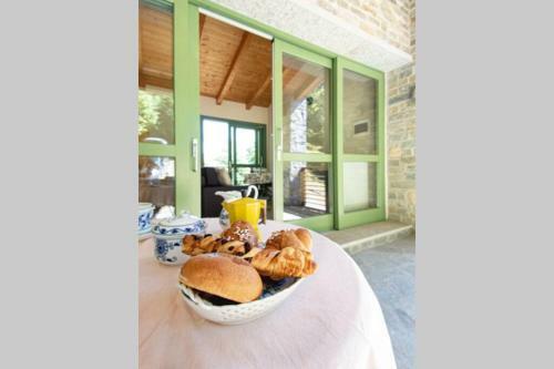Tiny Cottage Of Bellagio's Woods