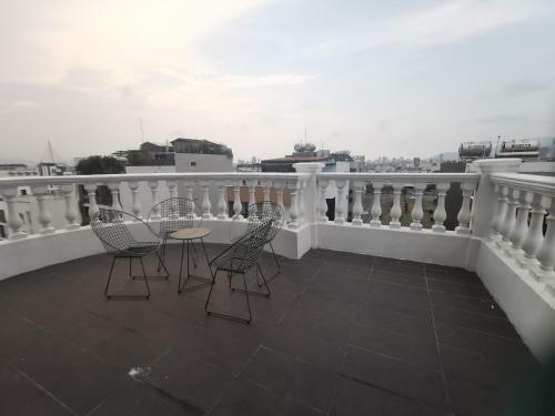 Evergreen Hotel & Apartment