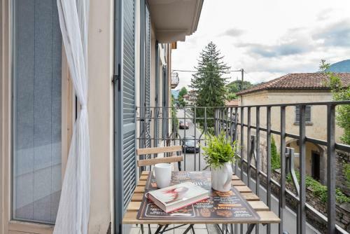 Apartamento Lake Como Studio With Balcony And Private Parking
