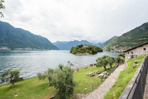 Apartamento Lake Como Studio With Balcony And Private Parking