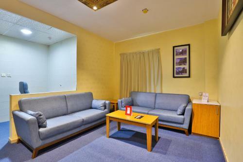 Capital O 338 Asian Hotel