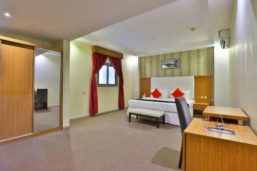 Capital O 338 Asian Hotel