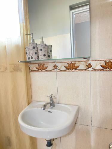 Hostal Xamana Rooms.