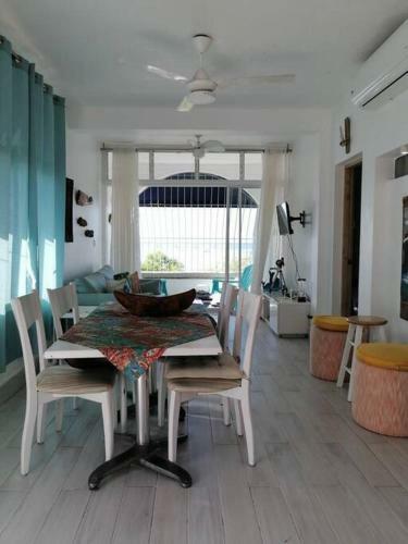 Apartamento Indy's Best Bay Frontview In Samana.