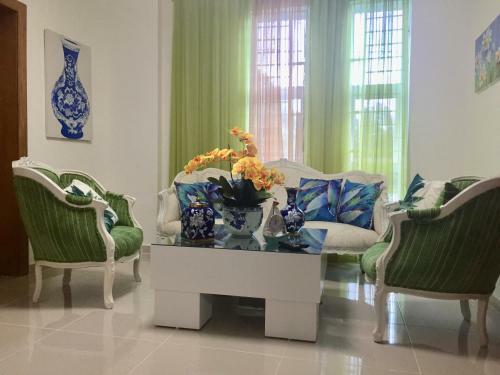 Apartamento Hidden Oasis Minutes From Beaches