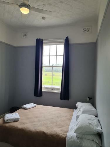 Kearsley Hotel