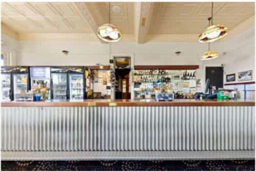 Kearsley Hotel