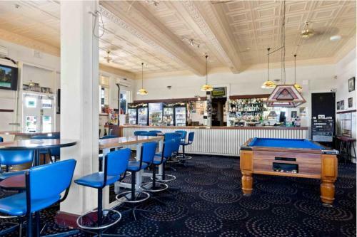 Kearsley Hotel