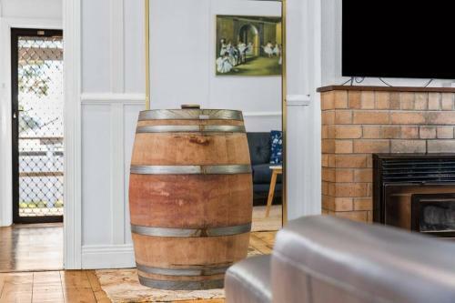 Holidays On Love Street / Hunter Valley