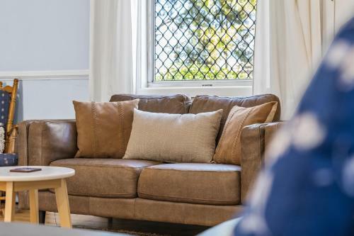 Holidays On Love Street / Hunter Valley