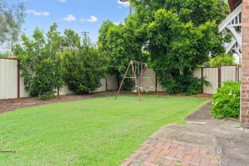 Historic Holiday Home / Cessnock