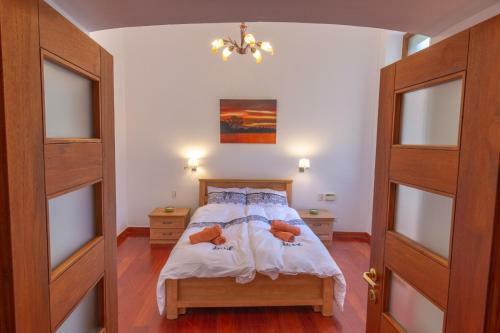 Art Apartment In Mamila