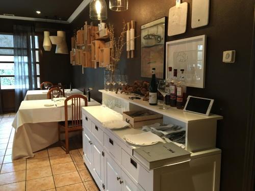 Hostal Zezilionea
