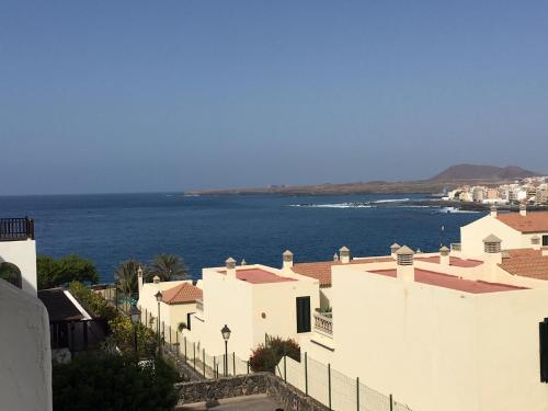 Apartamentos Rocas Del Mar