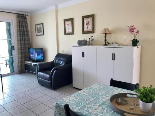 Apartamentos Rocas Del Mar