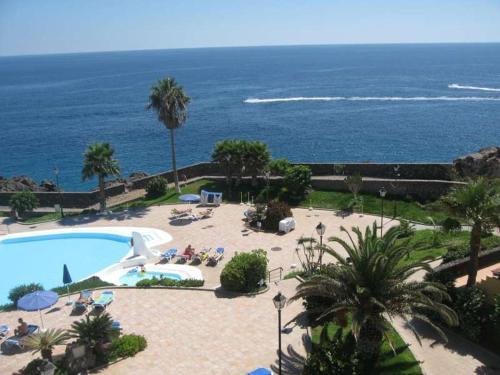 Apartamentos Rocas Del Mar