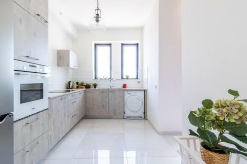 Magical 3br/parking With Amazing View, City Center