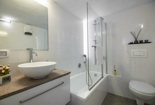 Art Apartment In Mamila - Parking Best Location 1